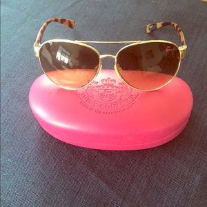 Betsey Johnson aviators with pink case